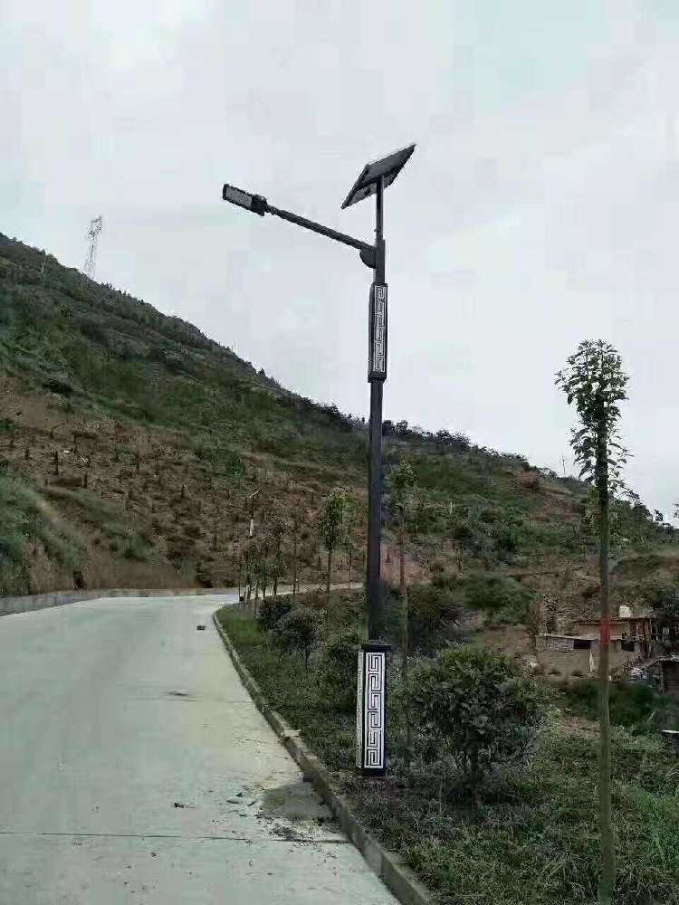 解放区仿古太阳能路灯